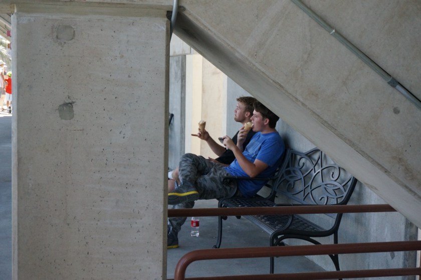 These guys know how to eat ice cream. Look at that technique!